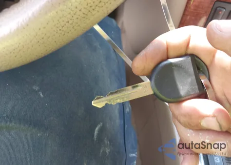 2010 Ford Explorer Eddie Bauer from USA, damaged, VIN 1FMEU6EE4AUA85772